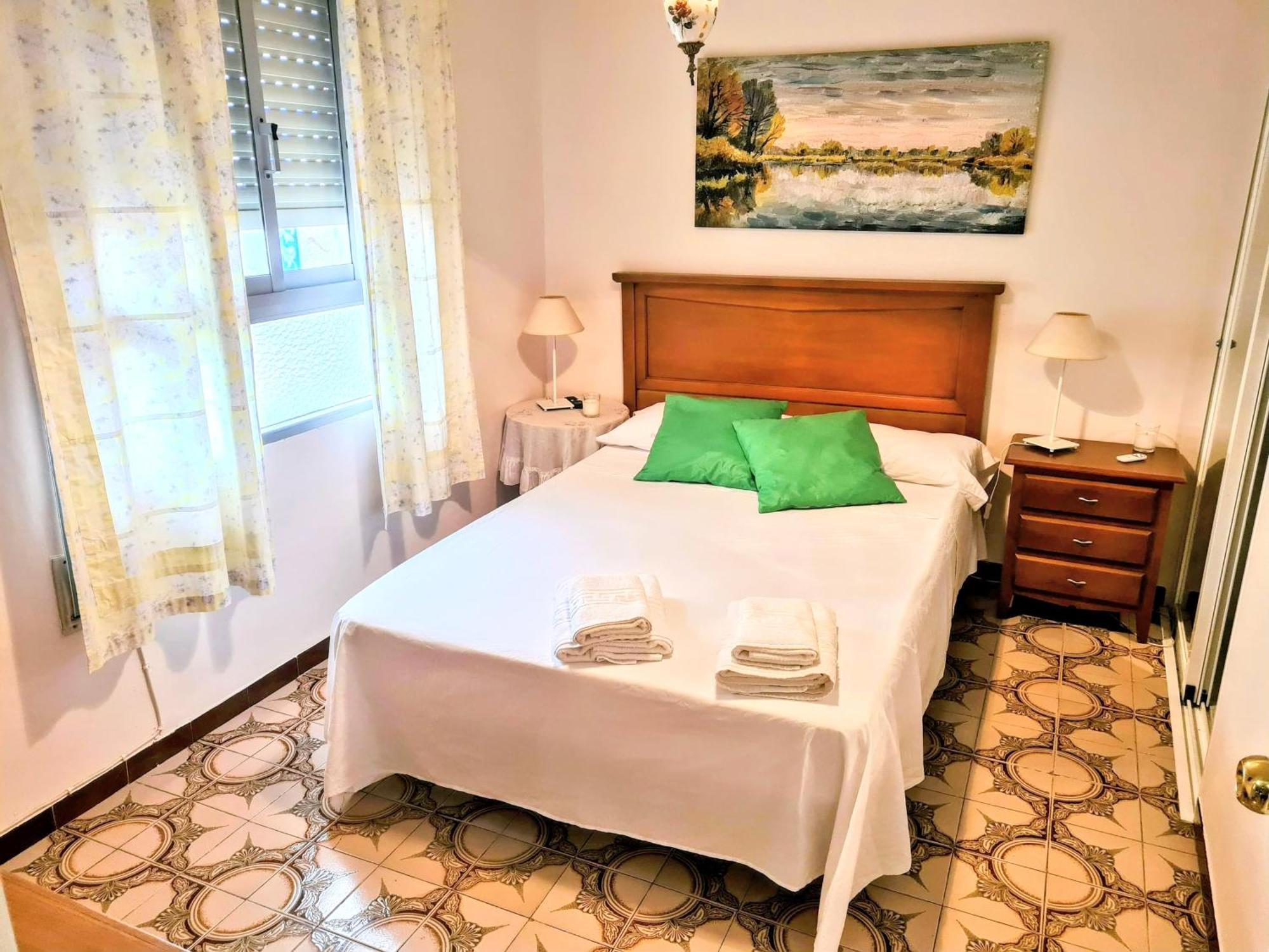 Aparthotel La Traviata - Buñol Esterno foto